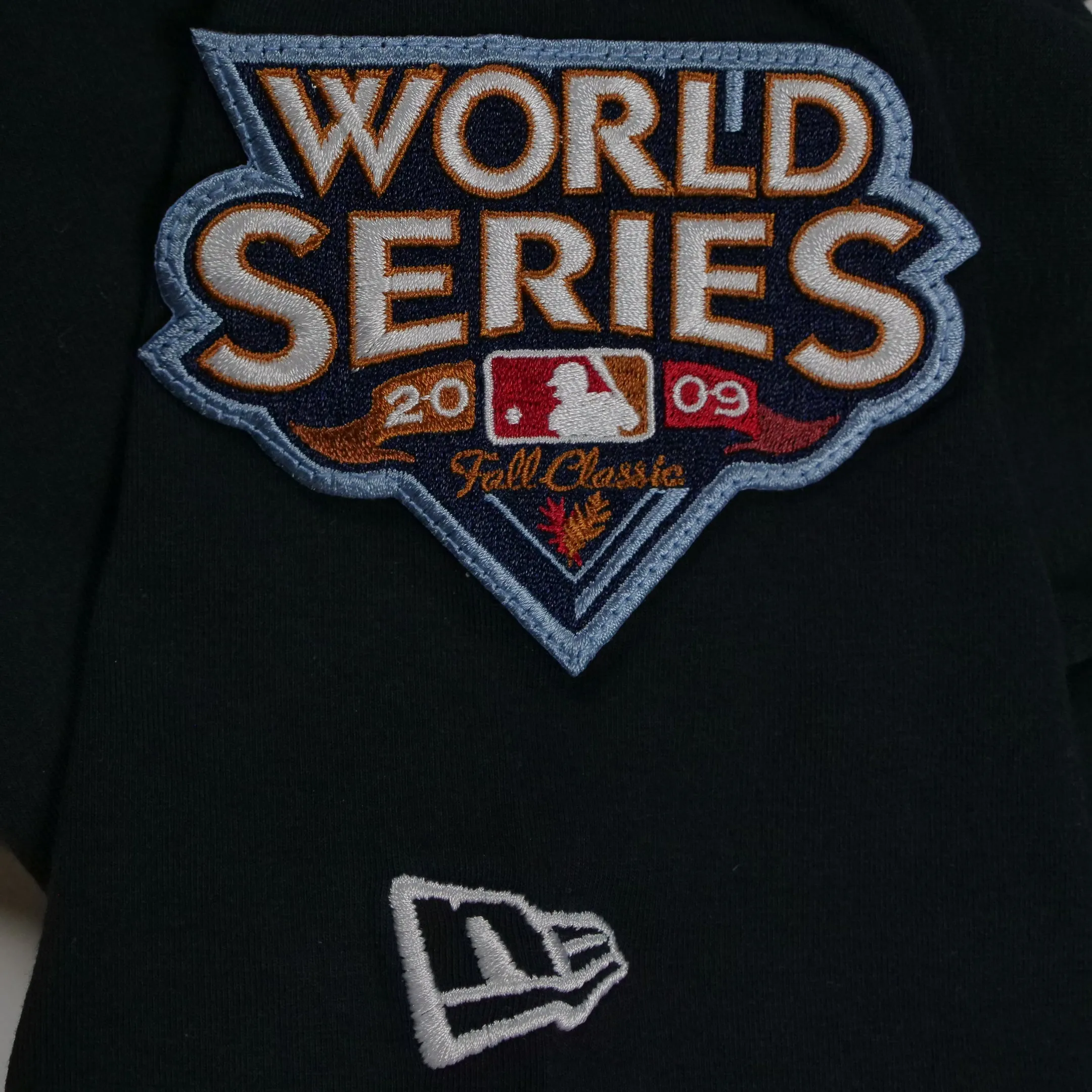 New Era Logo Select New York Yankees Navy 2009 WS Chenille T-Shirt